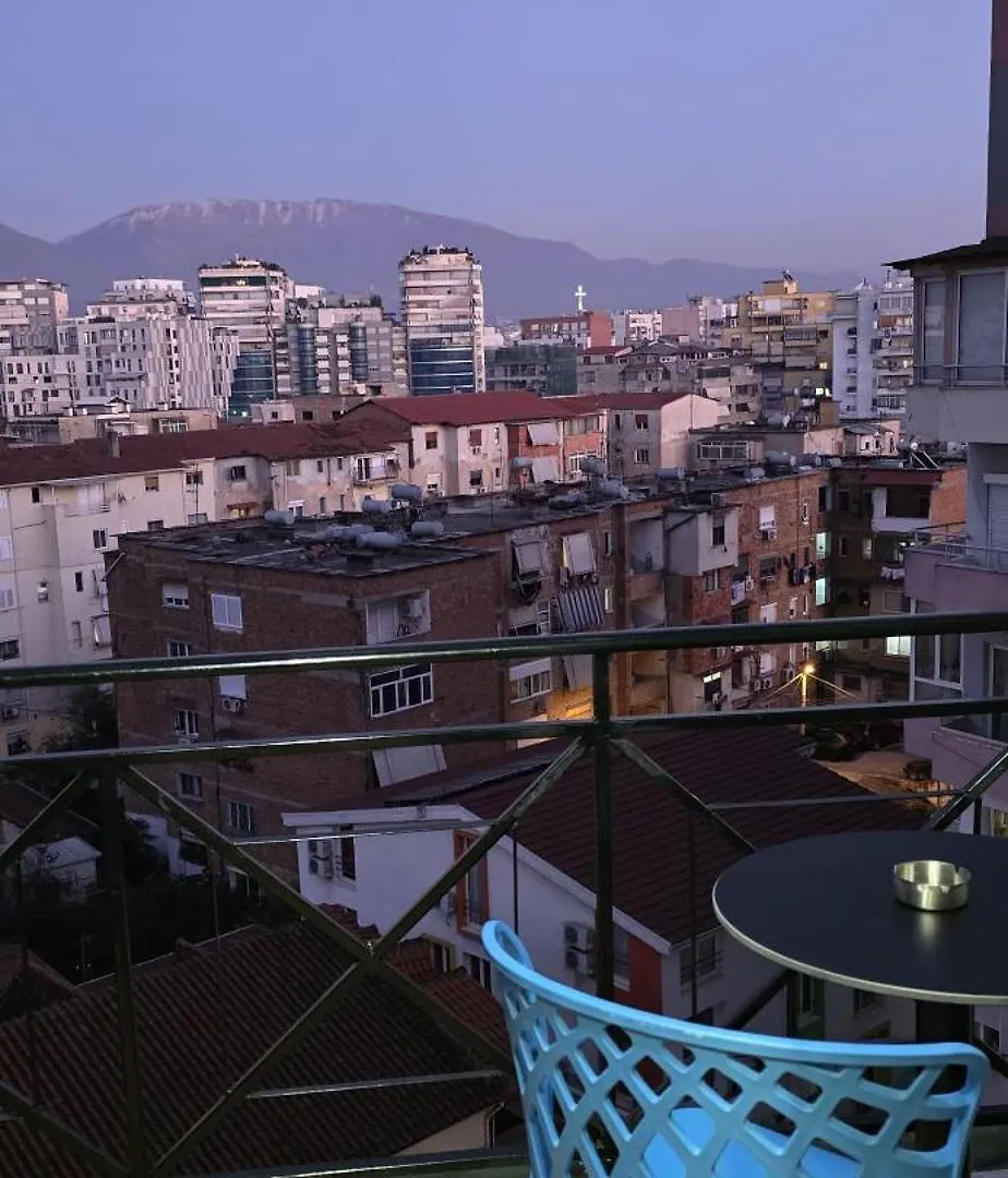Tris Apartments Tirana 0*,  Albanien