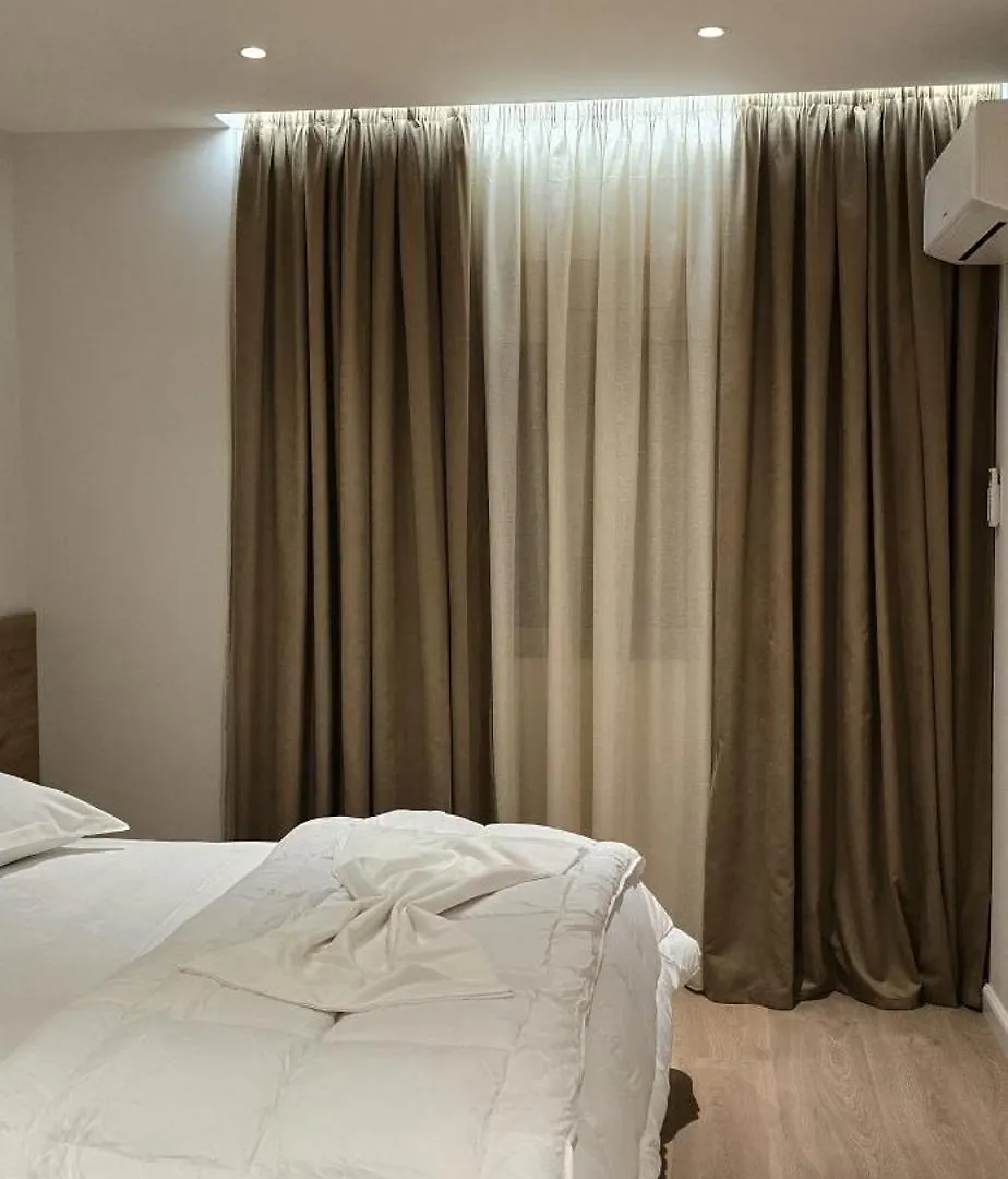 Tris Apartments Tirana
