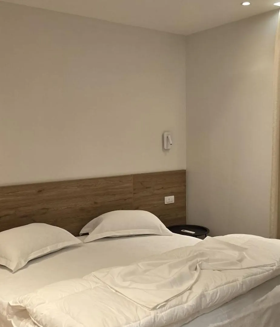 Tris Apartments Tirana